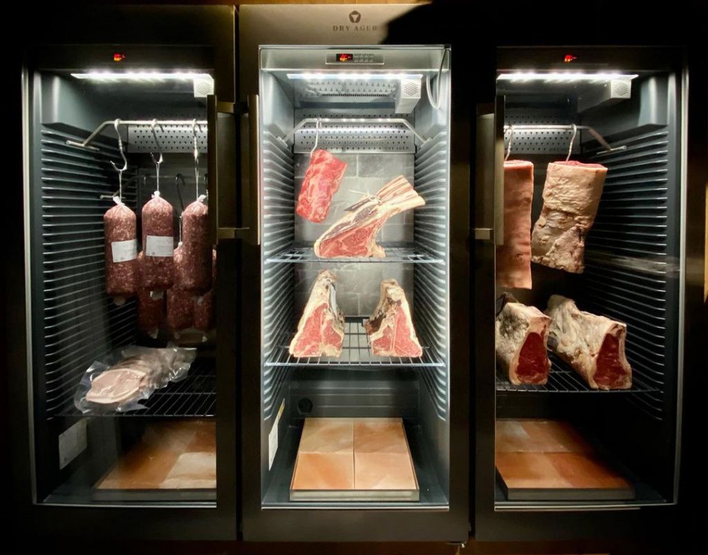 Шкафы для вызревания мяса Dry Ager купить Киев.jpg