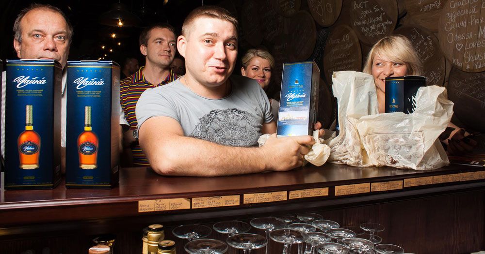 barmen dolzhen umet prodavat.jpg 11011022_1013818765295577_4130047805535953175_o.jpg