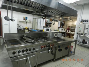 61998e9db782aeba7005777af729dd02.jpg
