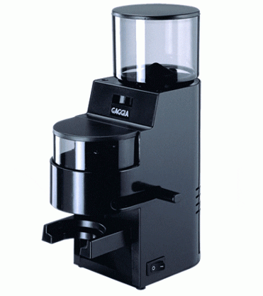 Coffee grinder with dozer