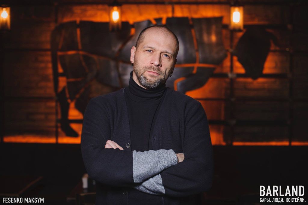 Aleksei_Usupov_intervu_s_restoratorom.jpg Aleksei_Usupov_intervu_s_restoratorom.jpg