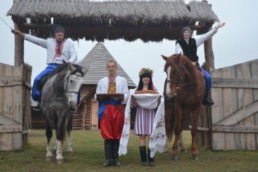 Ресторан «Козацька сотня» Ресторан «Козацька сотня»